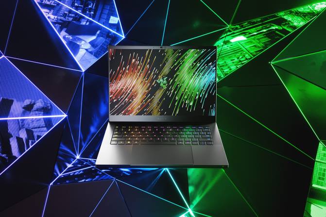 Razer تخصيص شفرة الخاص بك 14 2PZV1 حاسوب محمول لون واحد