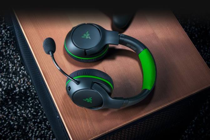 Razer كايرا لأجهزة إكس بوكس 2PZV154 وحدة التحكم أسود