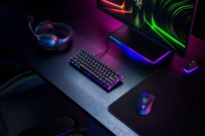 Razer هنتسمان ميني تناظري - أمريكي 2PZV73 لوحة المفاتيح لون واحد