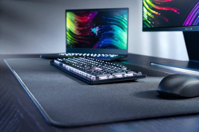 Razer Deathstalker V2 Pro - التبديل البصري الخطي - الولايات المتحدة 2PZV65 لوحة المفاتيح أسود