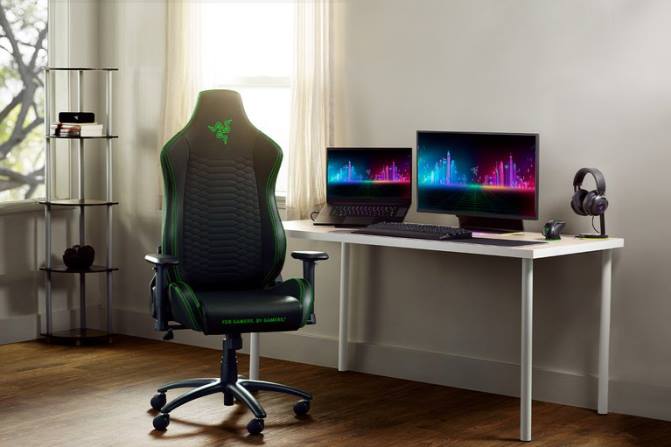 Razer iskur 2PZV139 كرسي الألعاب لون واحد