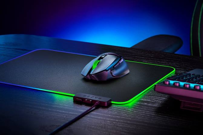 Razer باسيلسك v3 السرعة الفائقة 2PZV33 الفئران لون واحد